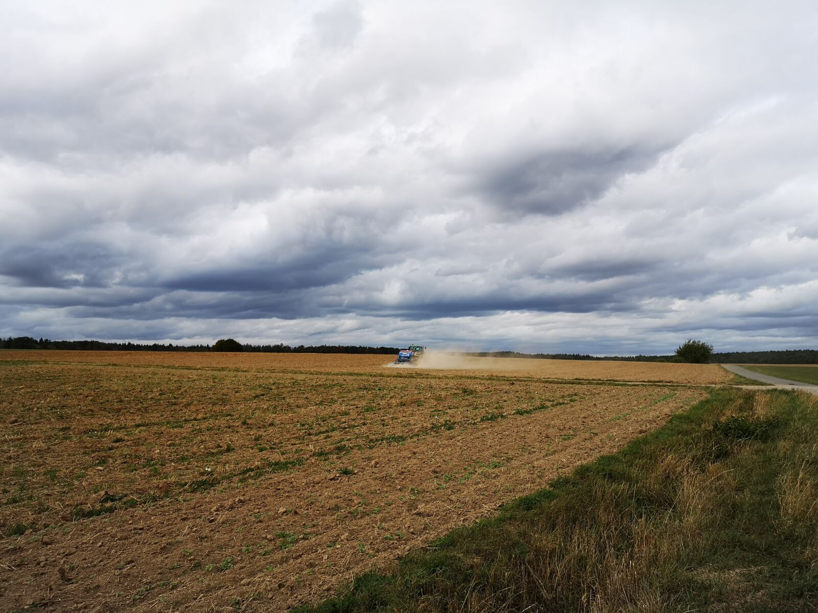 HUAWEI CLT-L29 sample photo. Earth, field, arable earth photography