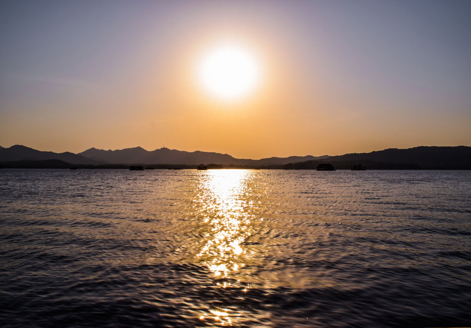 Nikon D3300 sample photo. Sunset, lake, sun photography