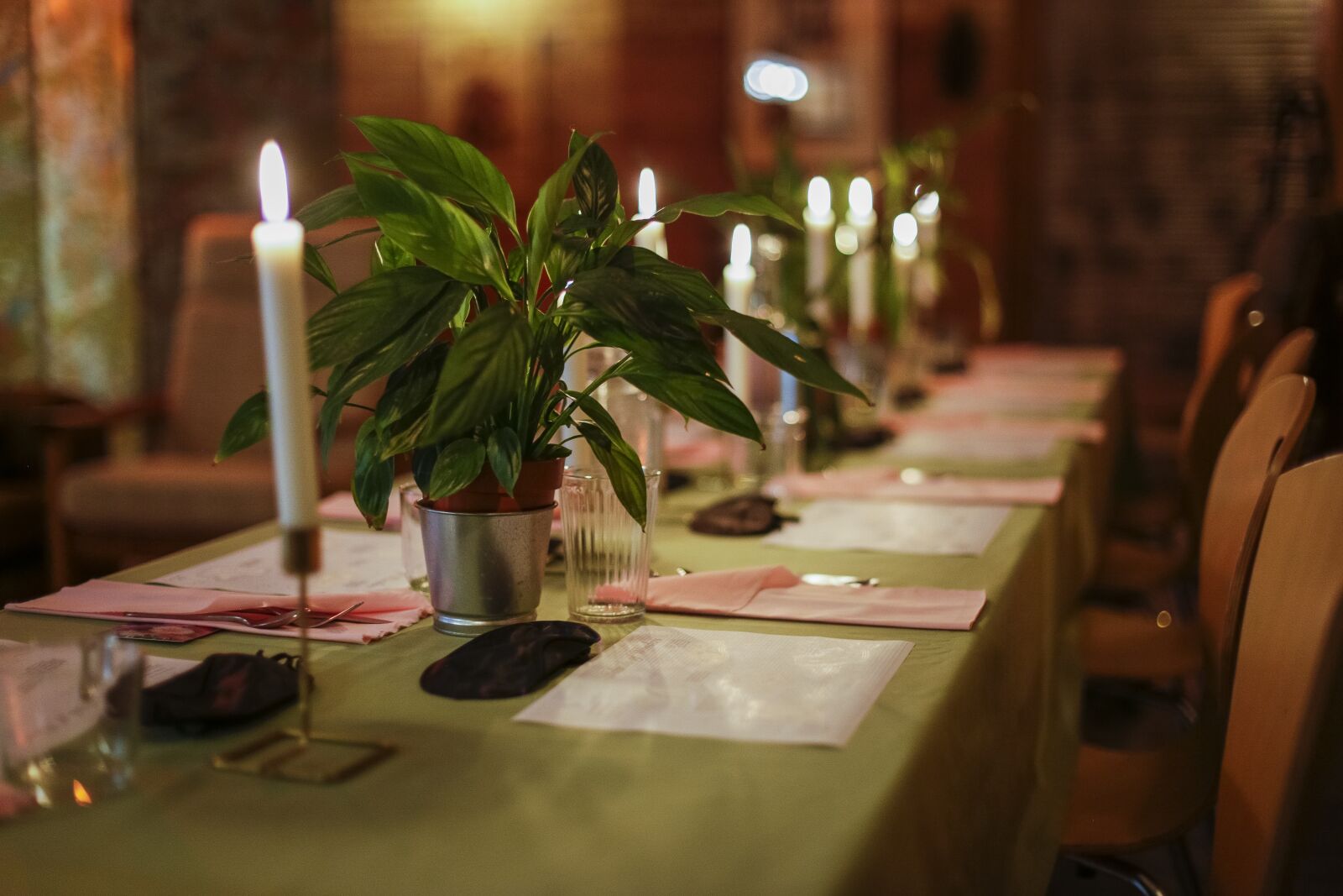 Canon EOS 6D + Canon EF 50mm F1.4 USM sample photo. Dinner, food, drink photography