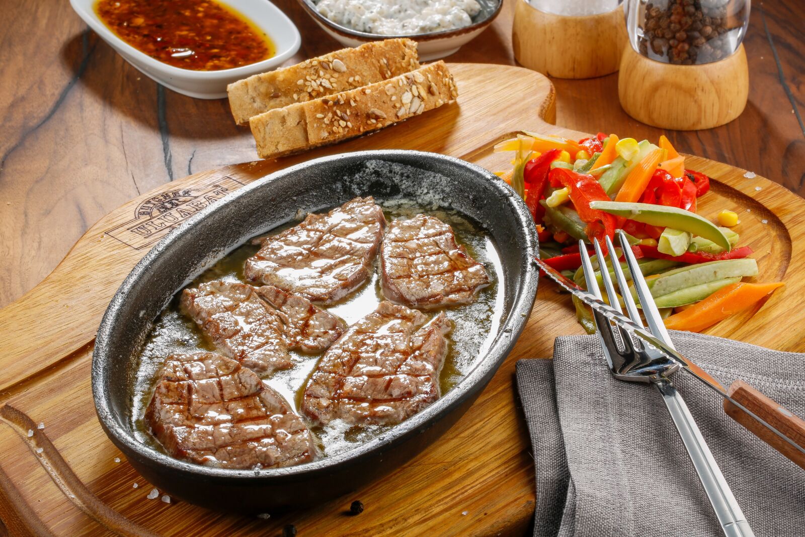 Canon EF 100mm F2.8L Macro IS USM sample photo. Food, steak, meat photography