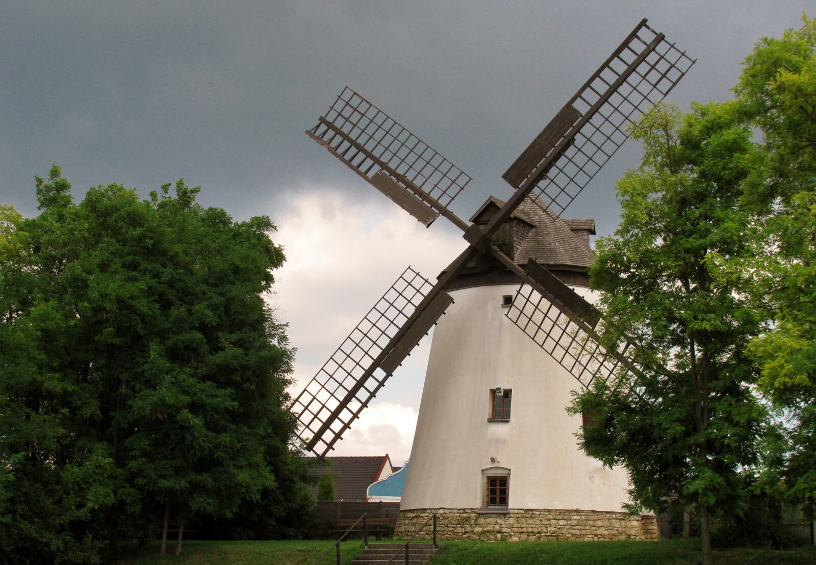 Canon PowerShot SX110 IS sample photo. Windmill, landscape, rural photography