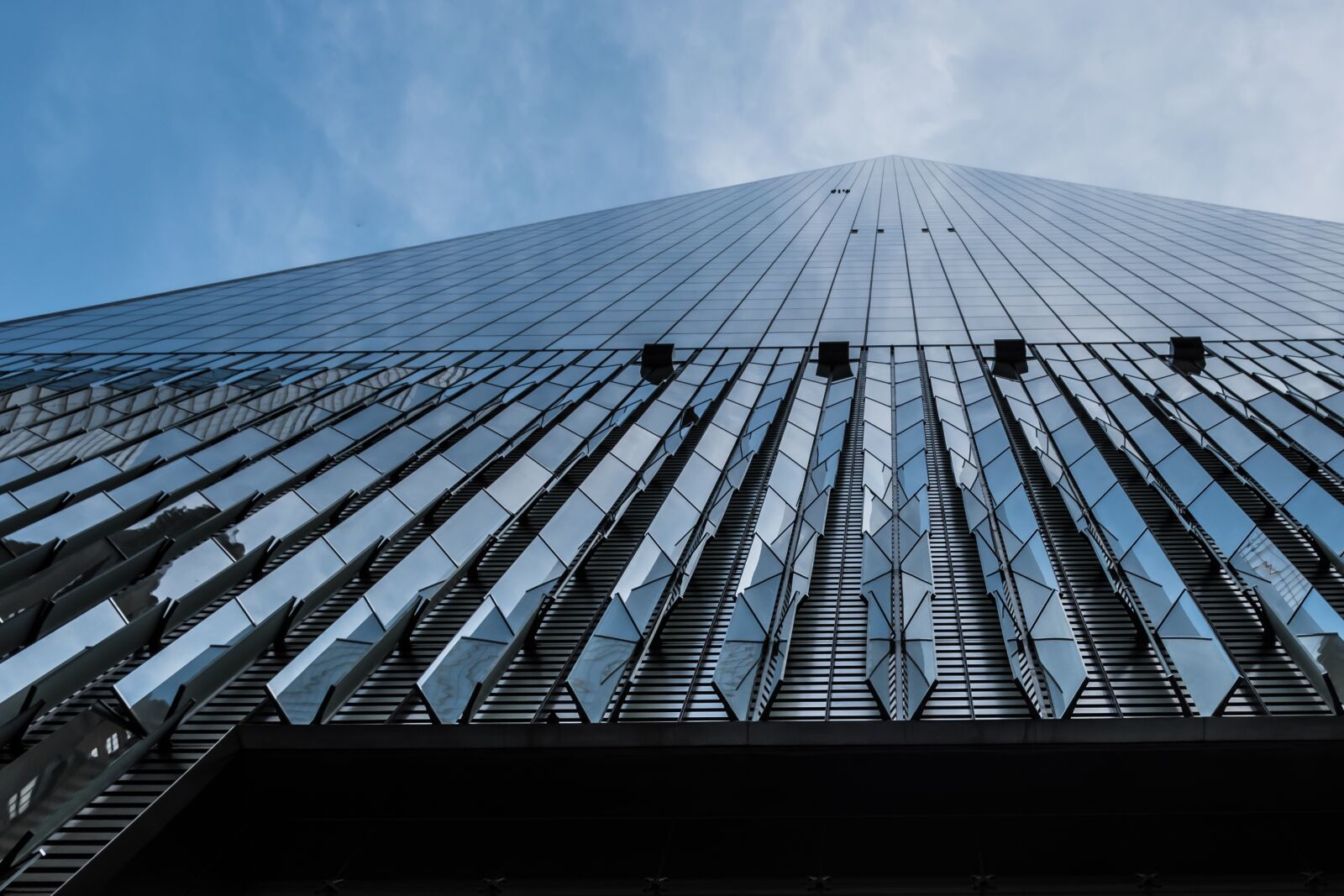 Fujifilm X-T2 sample photo. Manhattan, one world, building photography