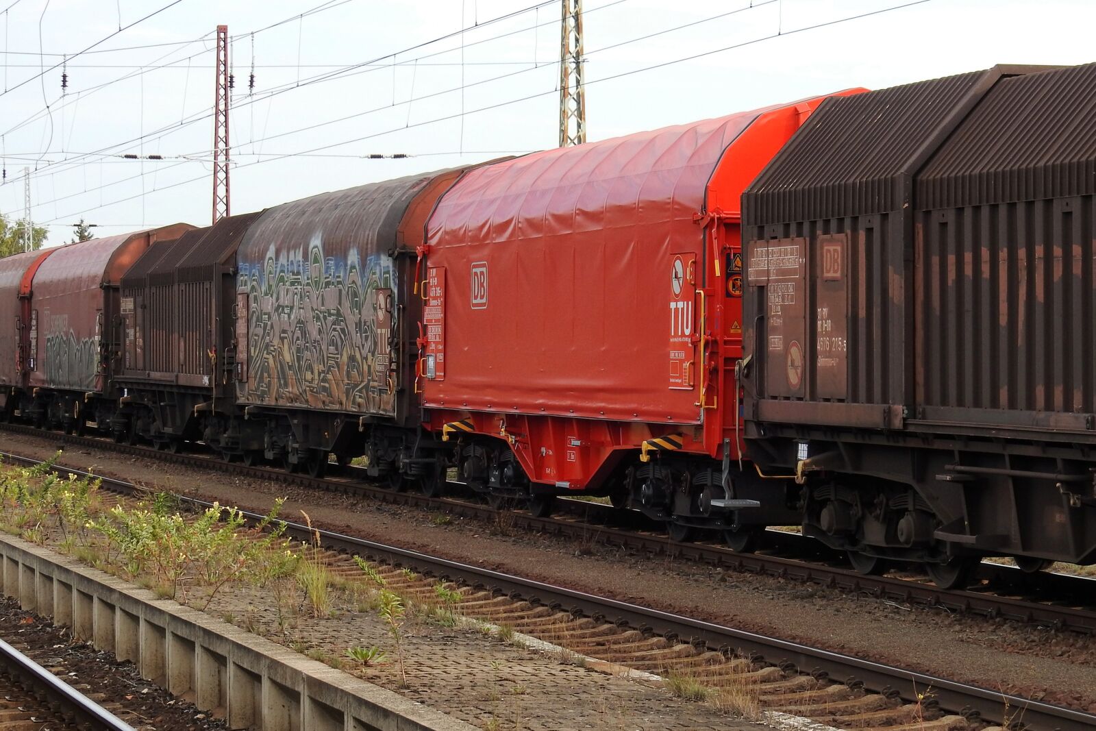 Nikon Coolpix P900 sample photo. Freight train, gleise, train photography