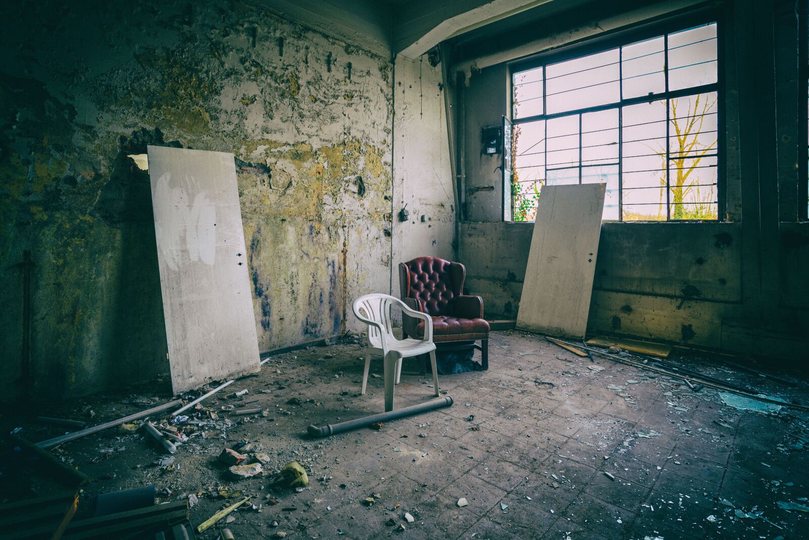 Nikon D750 sample photo. House, old, abandoned photography