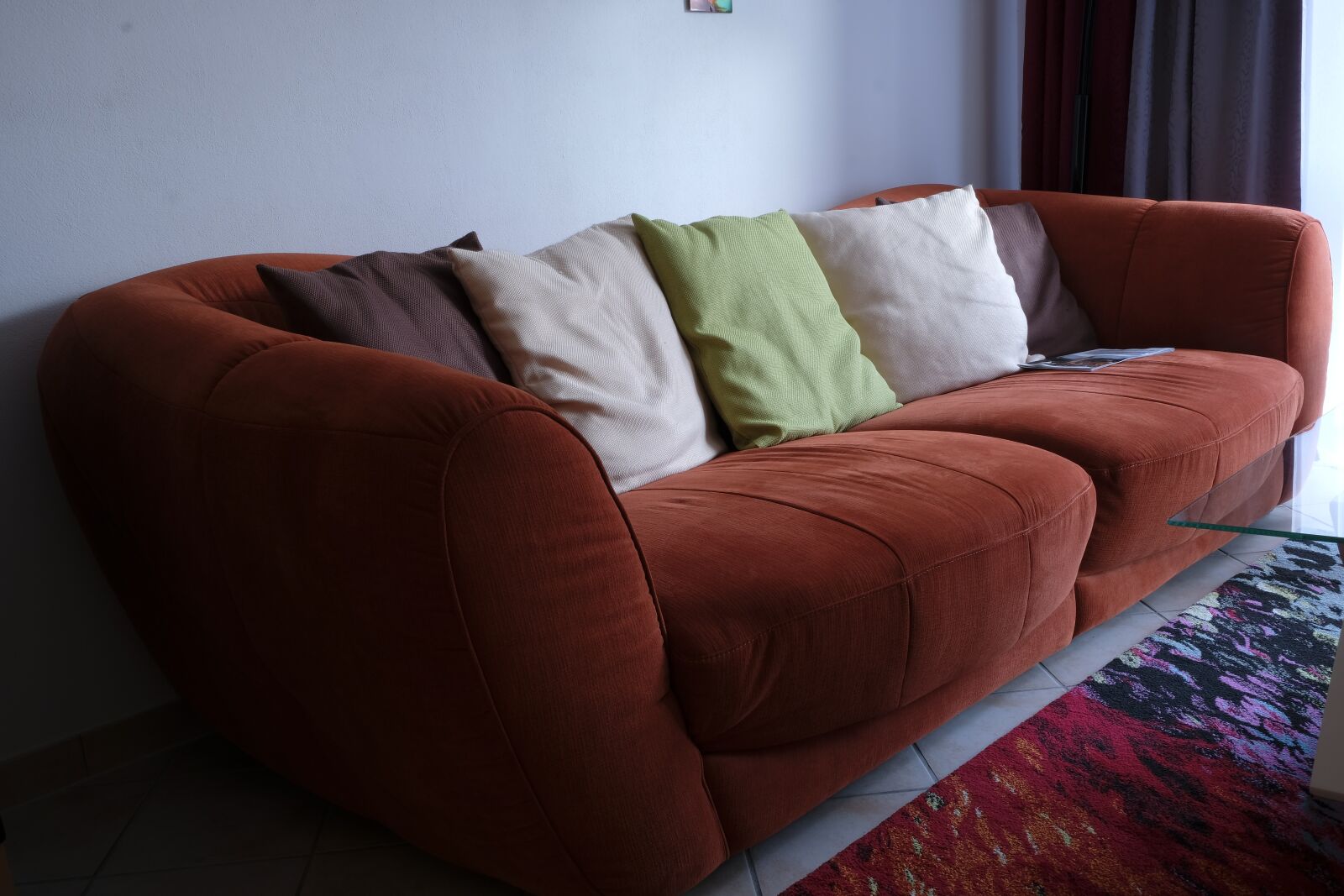 Fujifilm XF 18-55mm F2.8-4 R LM OIS sample photo. Sofa, seat, couch photography