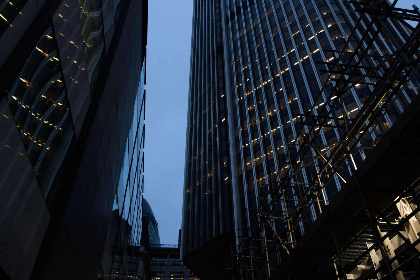 Canon EOS 700D (EOS Rebel T5i / EOS Kiss X7i) sample photo. Architecture, buildings, city, cityscape photography