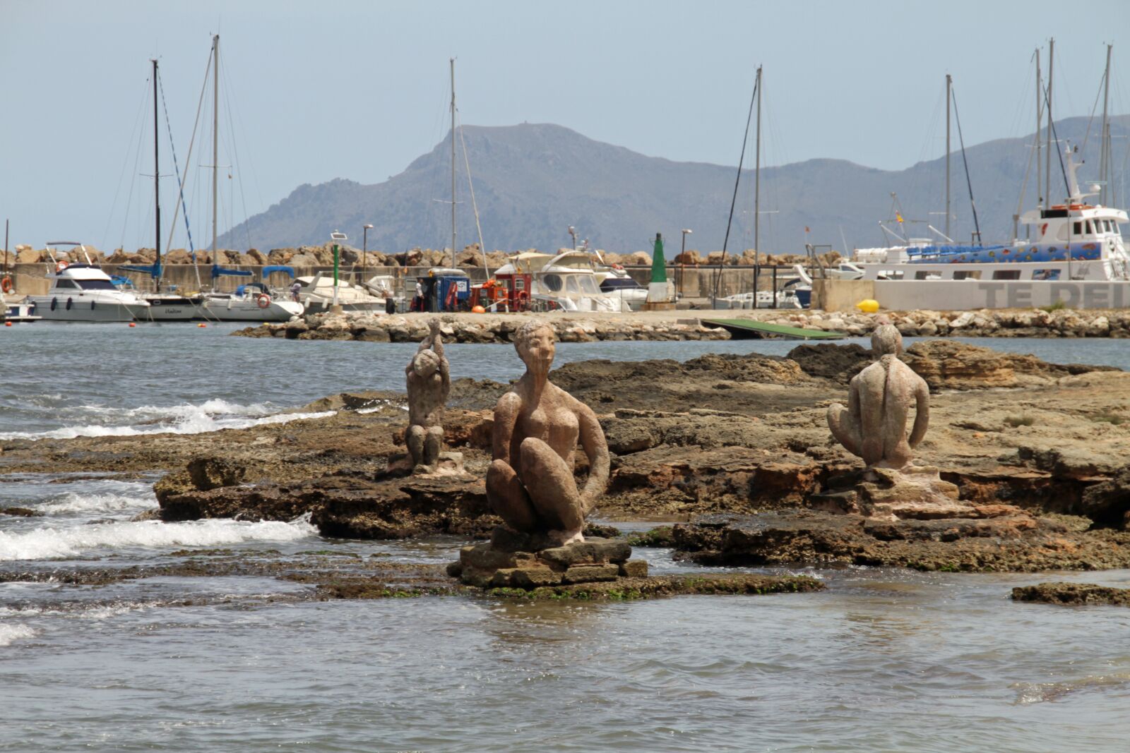 Canon EOS 7D sample photo. Mallorca, exhibition, ports of photography