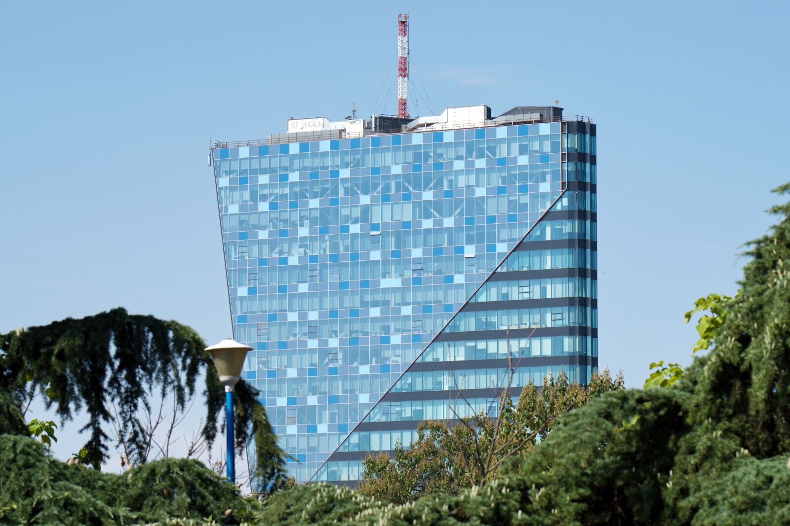 Nikon D5300 sample photo. Building, facade, modern photography