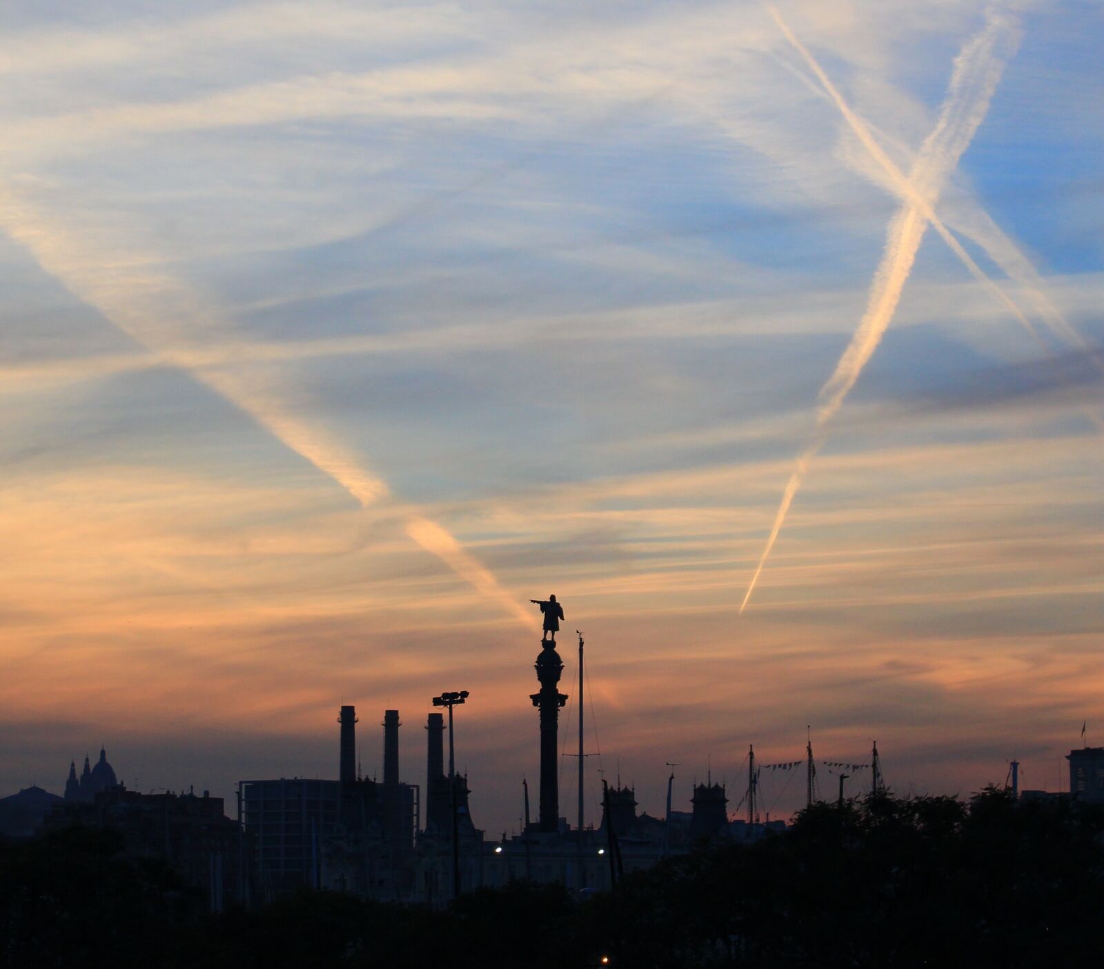 Canon EOS 700D (EOS Rebel T5i / EOS Kiss X7i) sample photo. Barcelona, sunset, view photography