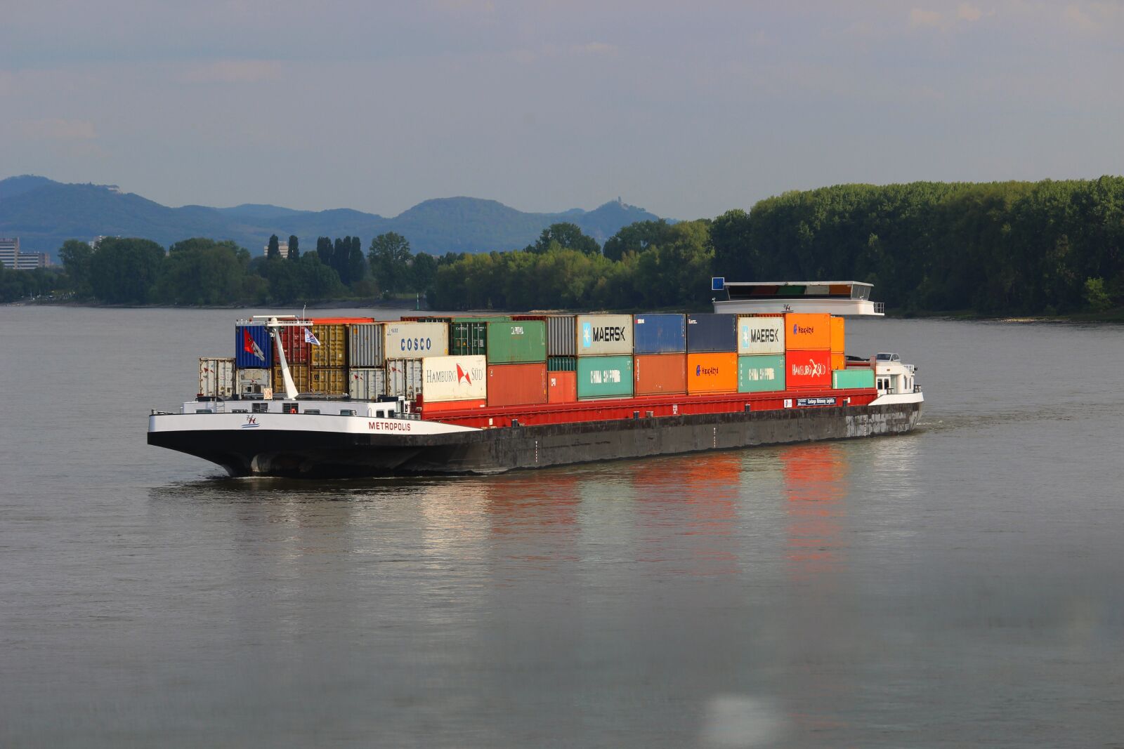 Canon EOS 600D (Rebel EOS T3i / EOS Kiss X5) sample photo. Rhine, shipping, industry photography
