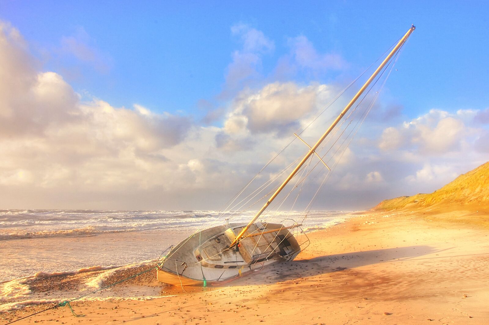Nikon D40 sample photo. Boat, beach, sea photography