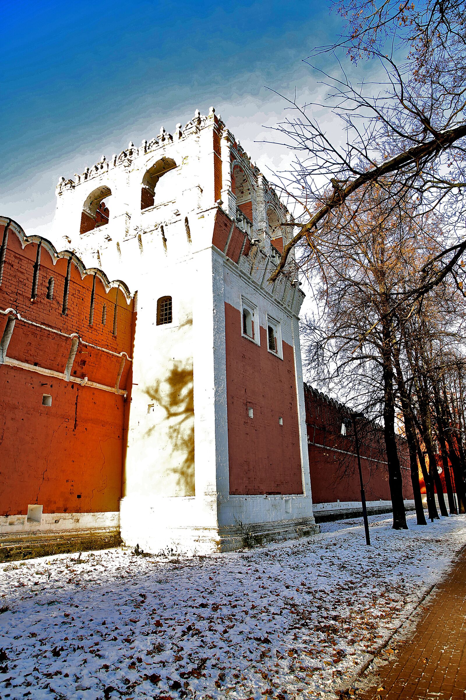 Canon EF 24-105mm F4L IS II USM sample photo. Monastery, moscow, tower photography