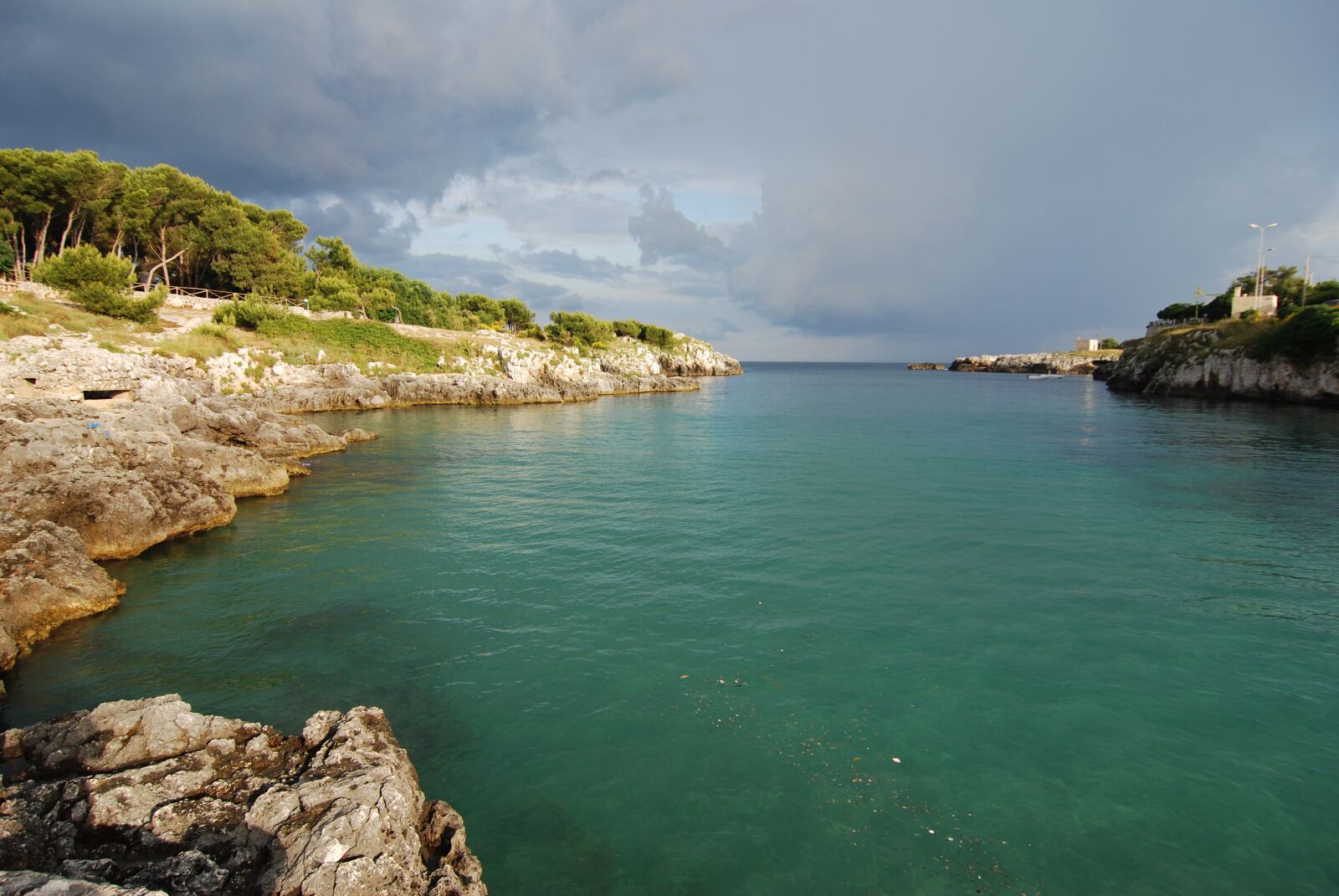 Nikon D60 sample photo. Italy, pouilles, sea photography