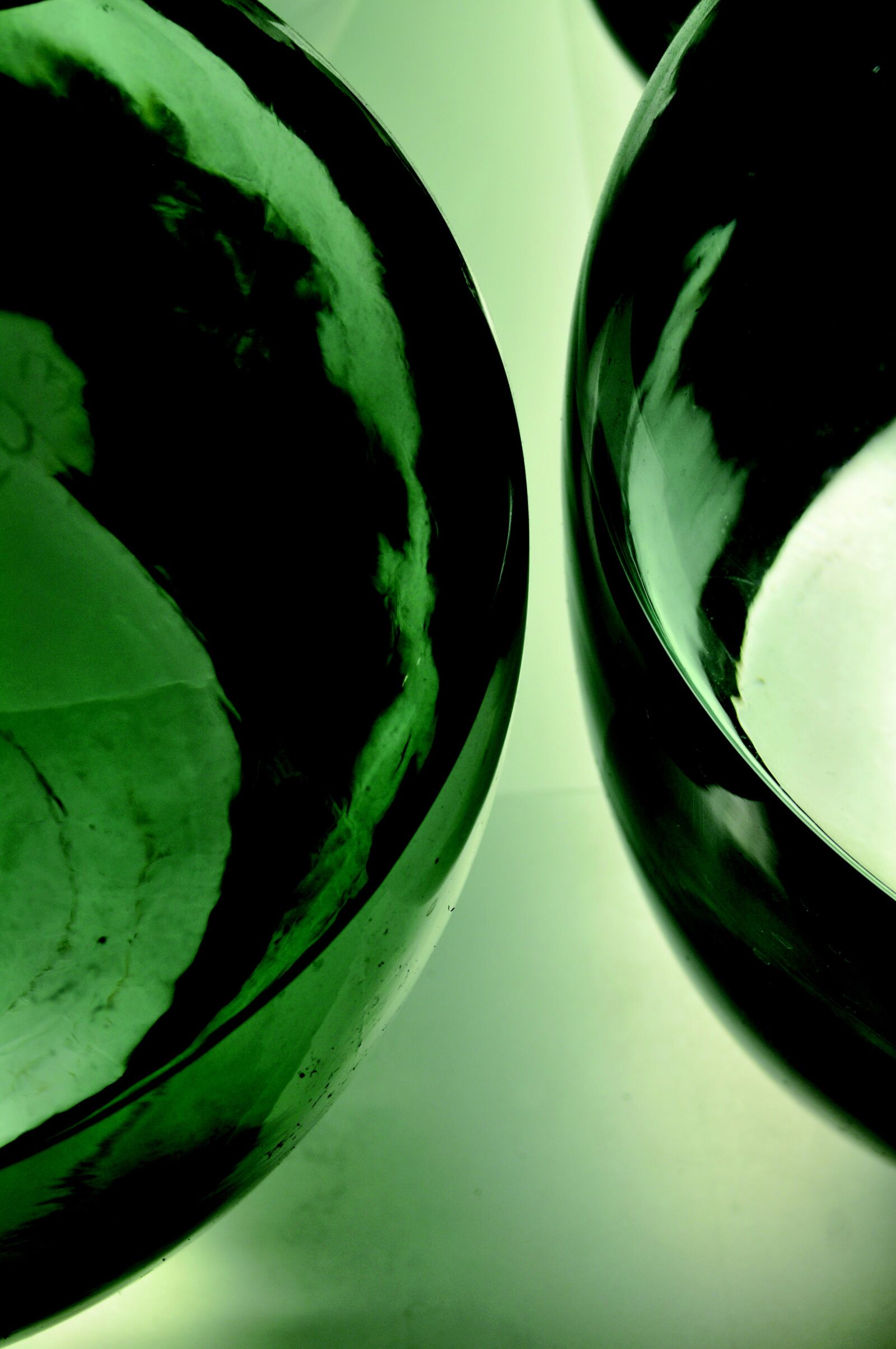 Nikon D5000 sample photo. Bottle, green, wine photography