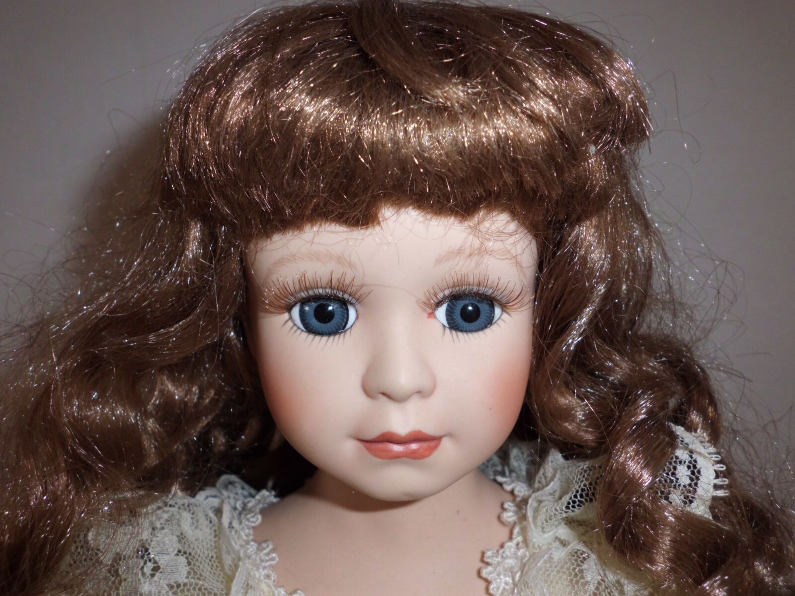 CASIO EX-ZS10 sample photo. Doll, toys, girl photography