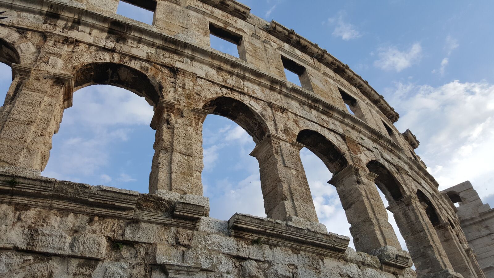 Samsung GALAXY S6 edge sample photo. Pula, antiquity, amphitheater photography