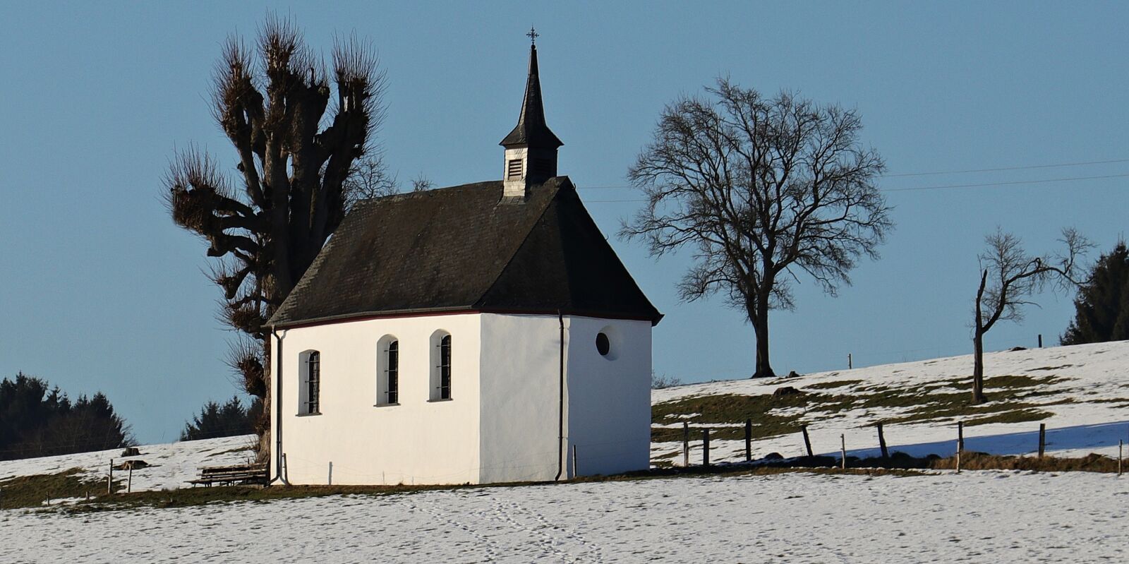 Canon EOS 80D sample photo. Chapel, hill, church photography