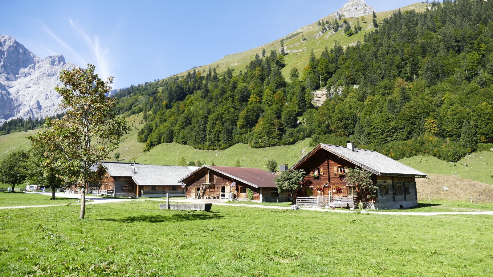 Panasonic Lumix DMC-FZ1000 sample photo. Great ahornboden, austria, mountains photography