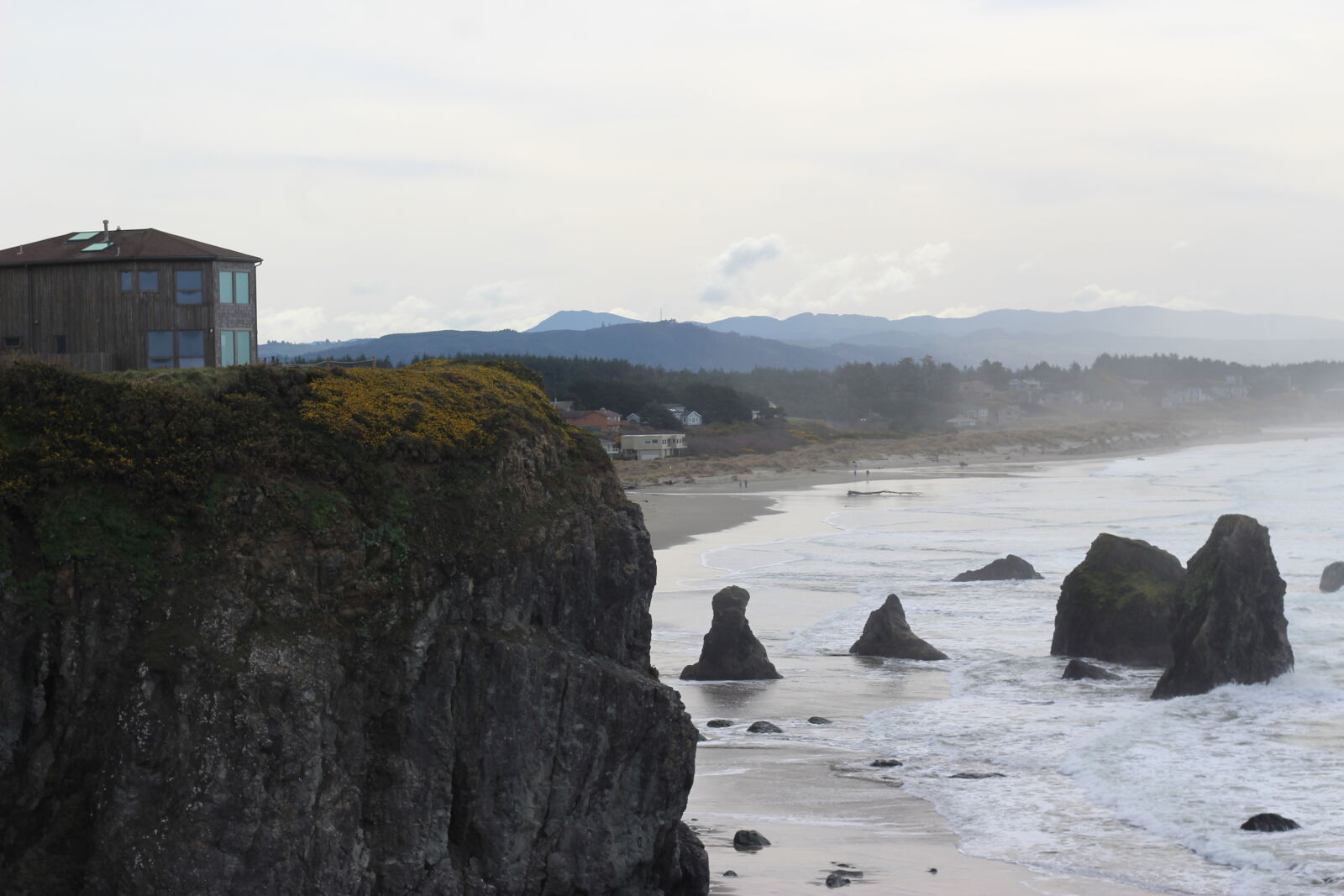 Canon EOS 1200D (EOS Rebel T5 / EOS Kiss X70 / EOS Hi) sample photo. Sea, cliff, seascape photography