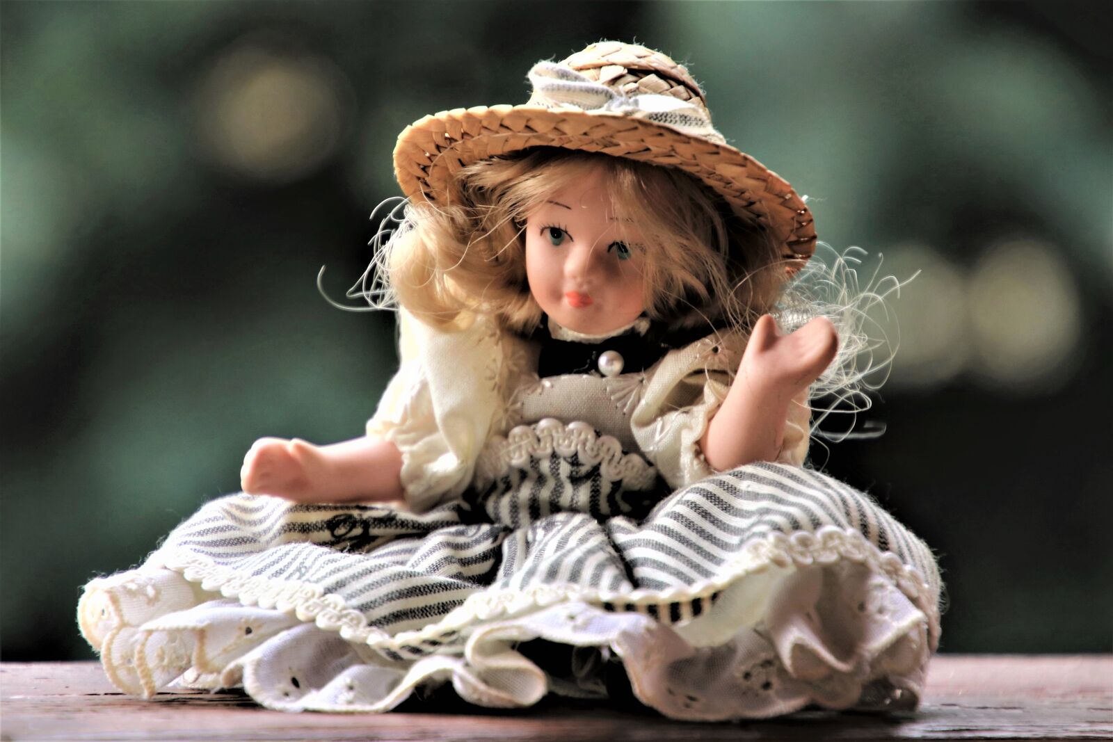 Canon EOS 80D sample photo. Doll, retro, hairstyles photography