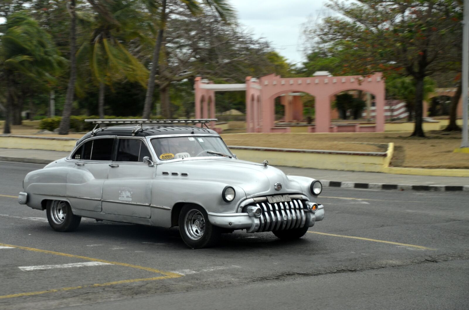 Nikon D5100 sample photo. Oldtimer, cuba, historically photography