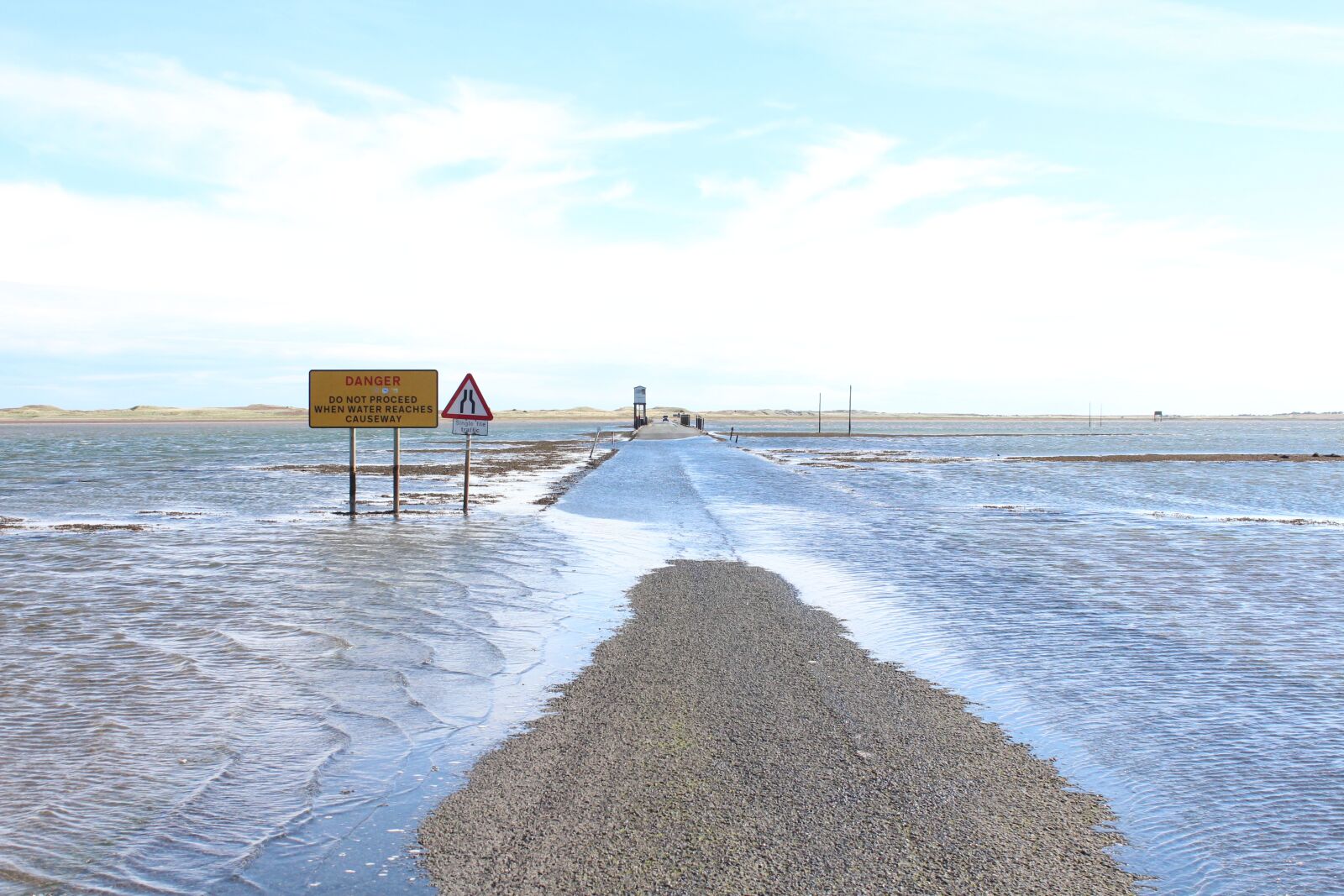 Canon EOS 650D (EOS Rebel T4i / EOS Kiss X6i) sample photo. Roadblock, hurdle, obstacle photography