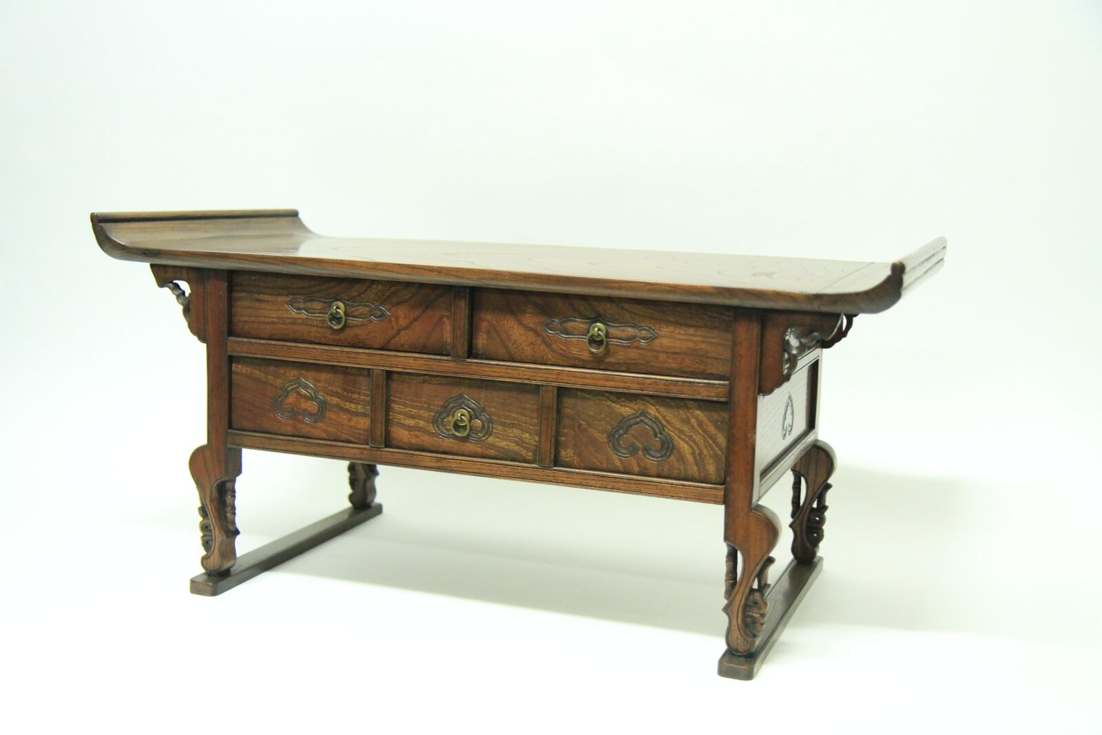 Canon EOS 7D sample photo. Furniture, antique furniture, republic photography