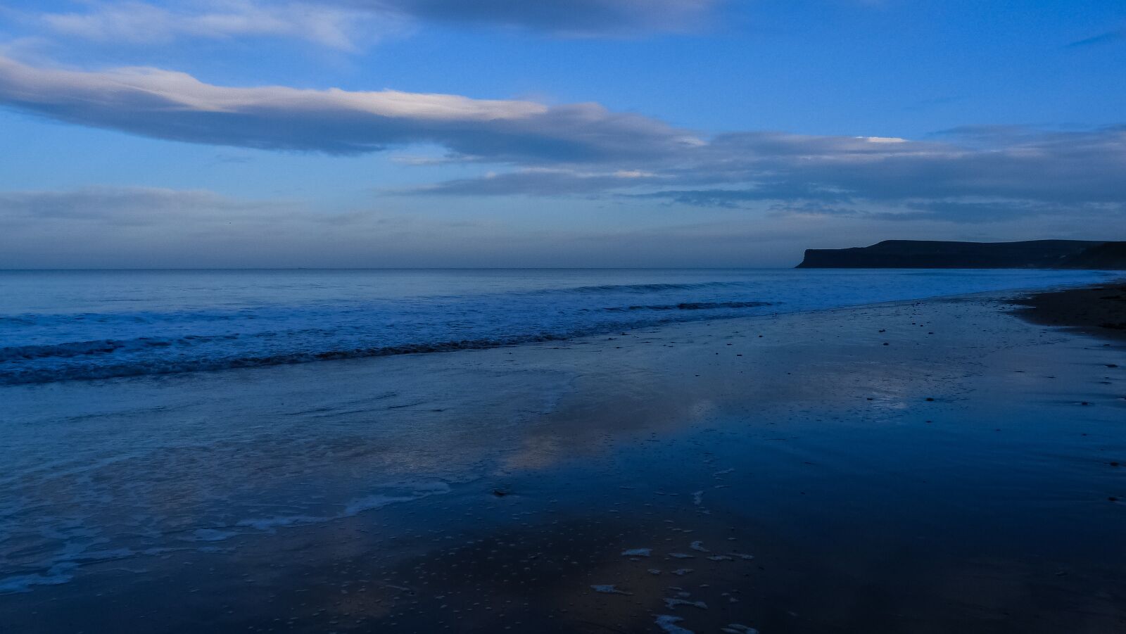 Panasonic Lumix DMC-FZ40 (Lumix DMC-FZ45) sample photo. Sea, ocean, saltburn photography