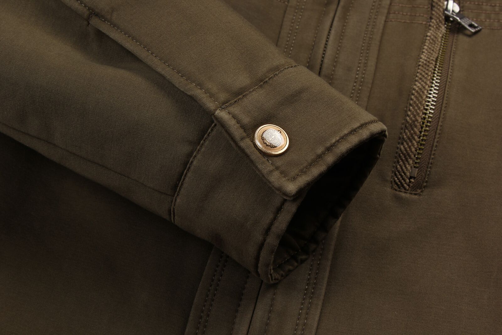 Canon EOS 60D + Canon EF 24-105mm F4L IS USM sample photo. Jacket, cuffs, detail photography