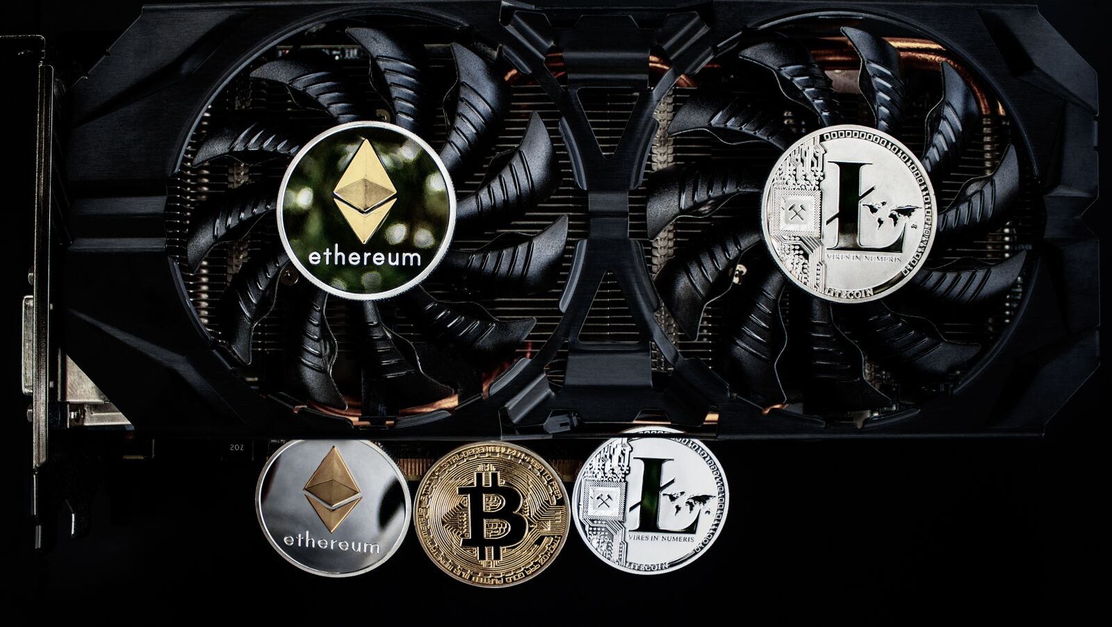 Canon EOS 60D sample photo. Cryptocurrency, currency, bitcoin photography