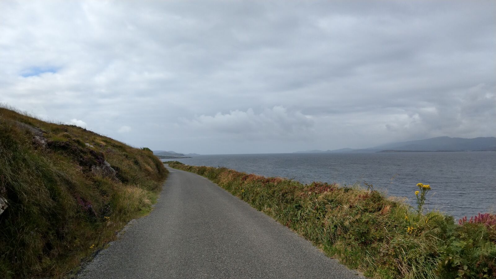HTC U11 sample photo. Ireland, road, nature photography