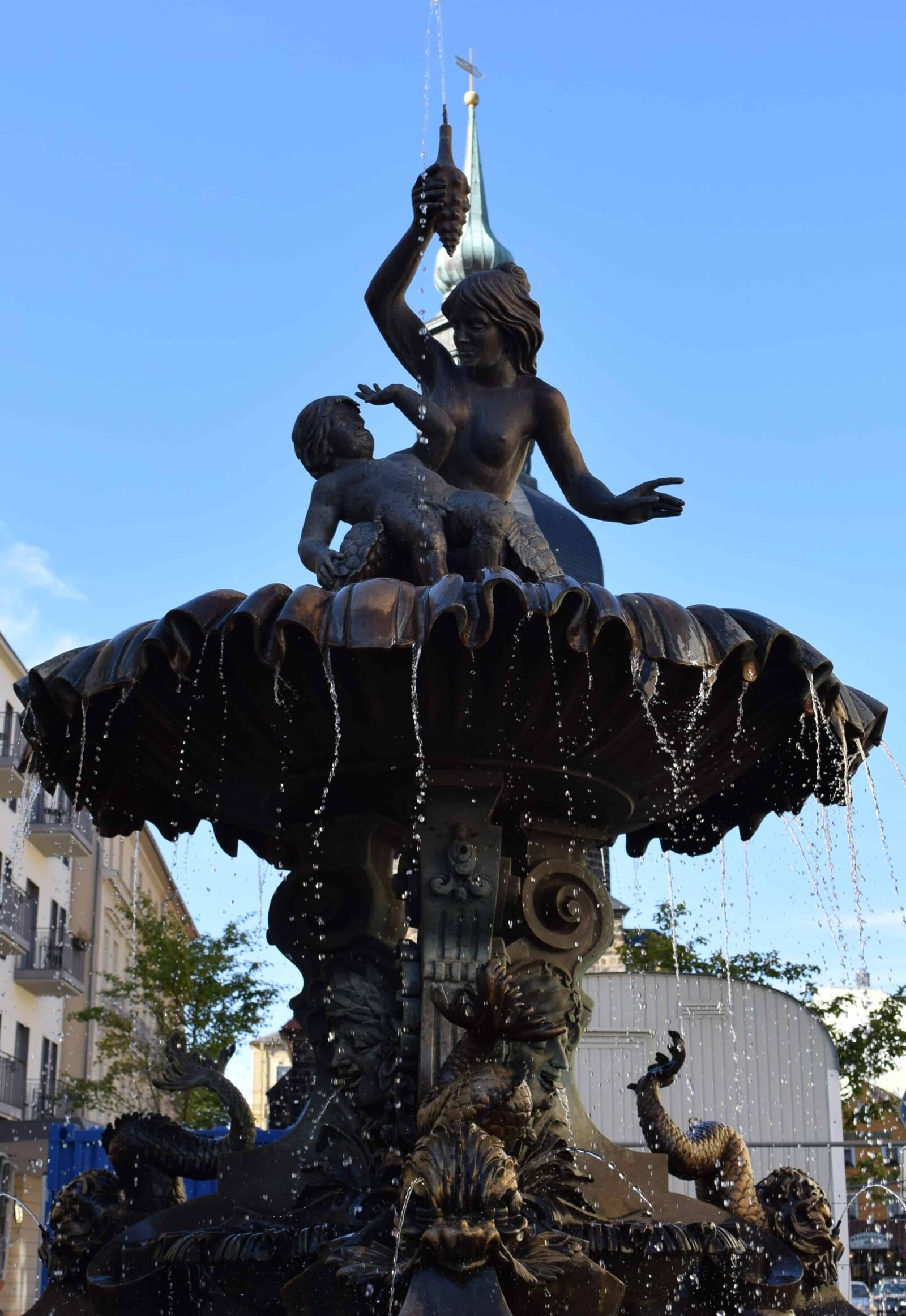 Nikon D3300 sample photo. Fountain, sculpture, daylight, architecture photography