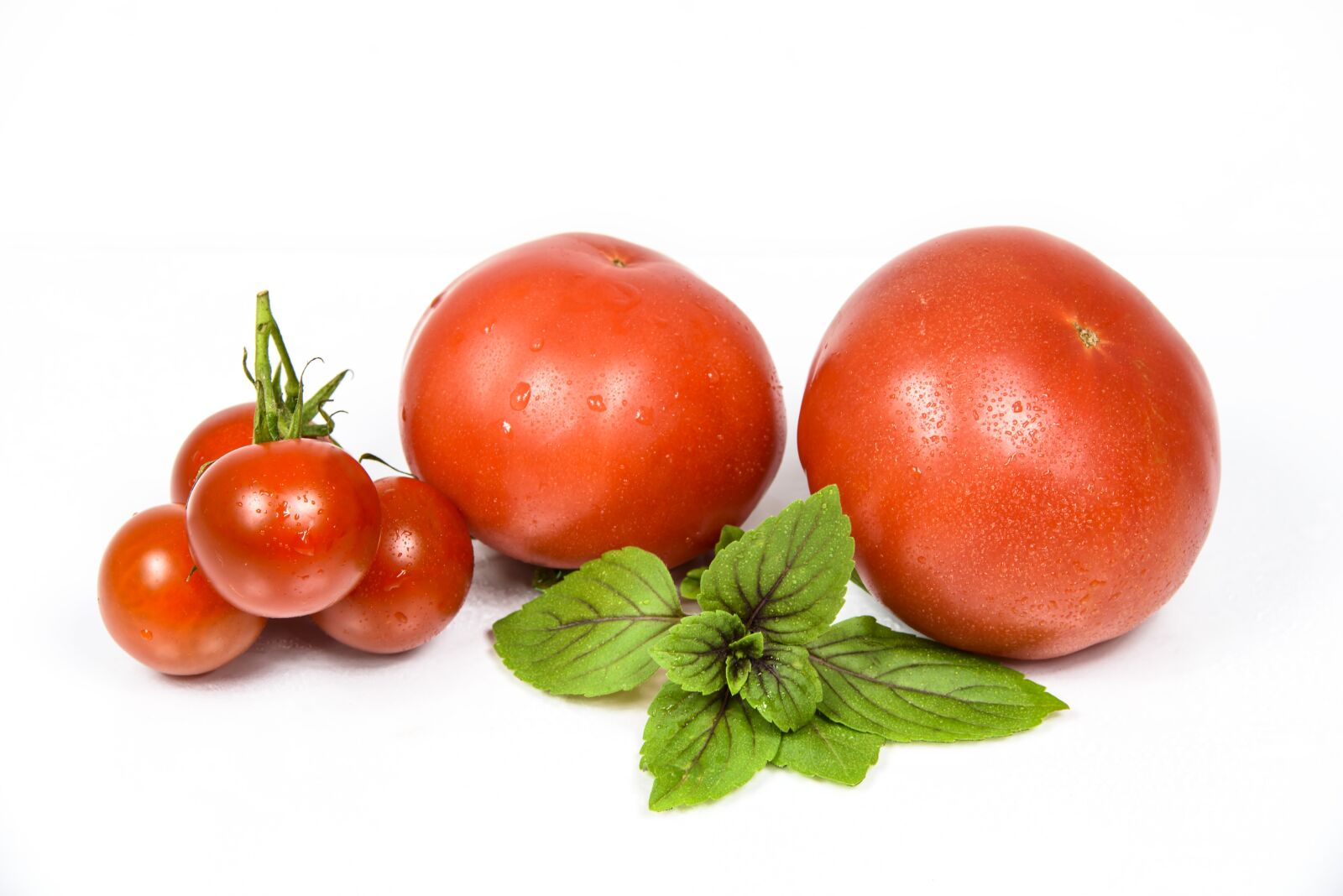 Nikon D750 sample photo. Tomatoes, cocktail, fresh photography