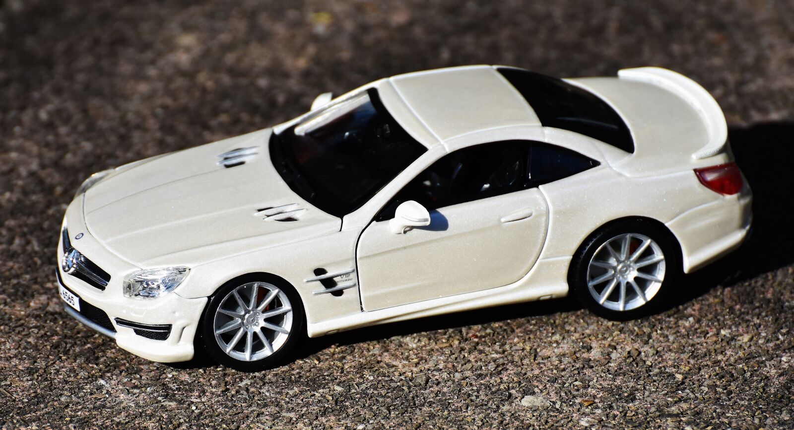 Nikon D7200 sample photo. Mercedes benz, model car photography