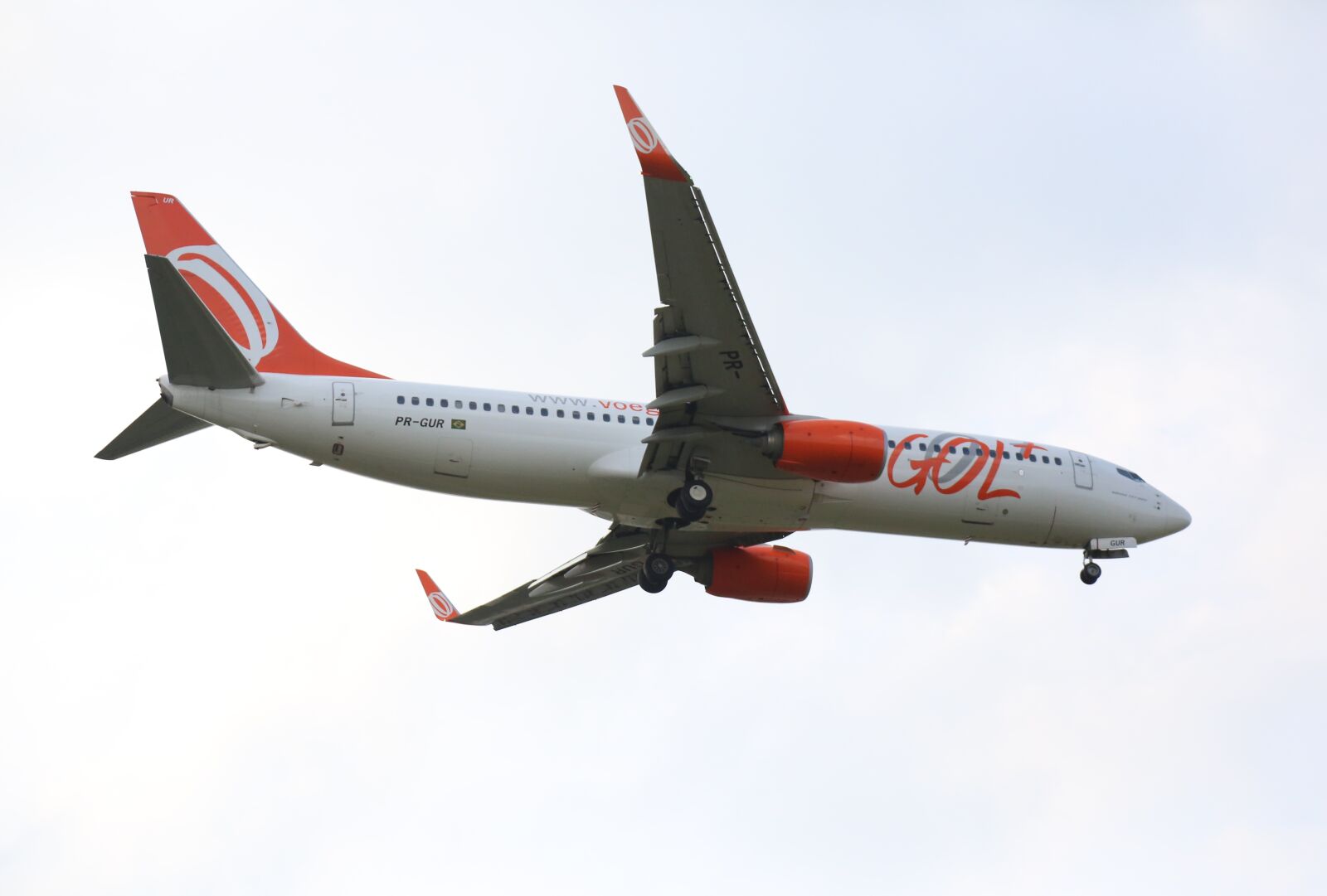 Canon EF 24-105mm F4L IS USM sample photo. Plane, gool, flying photography