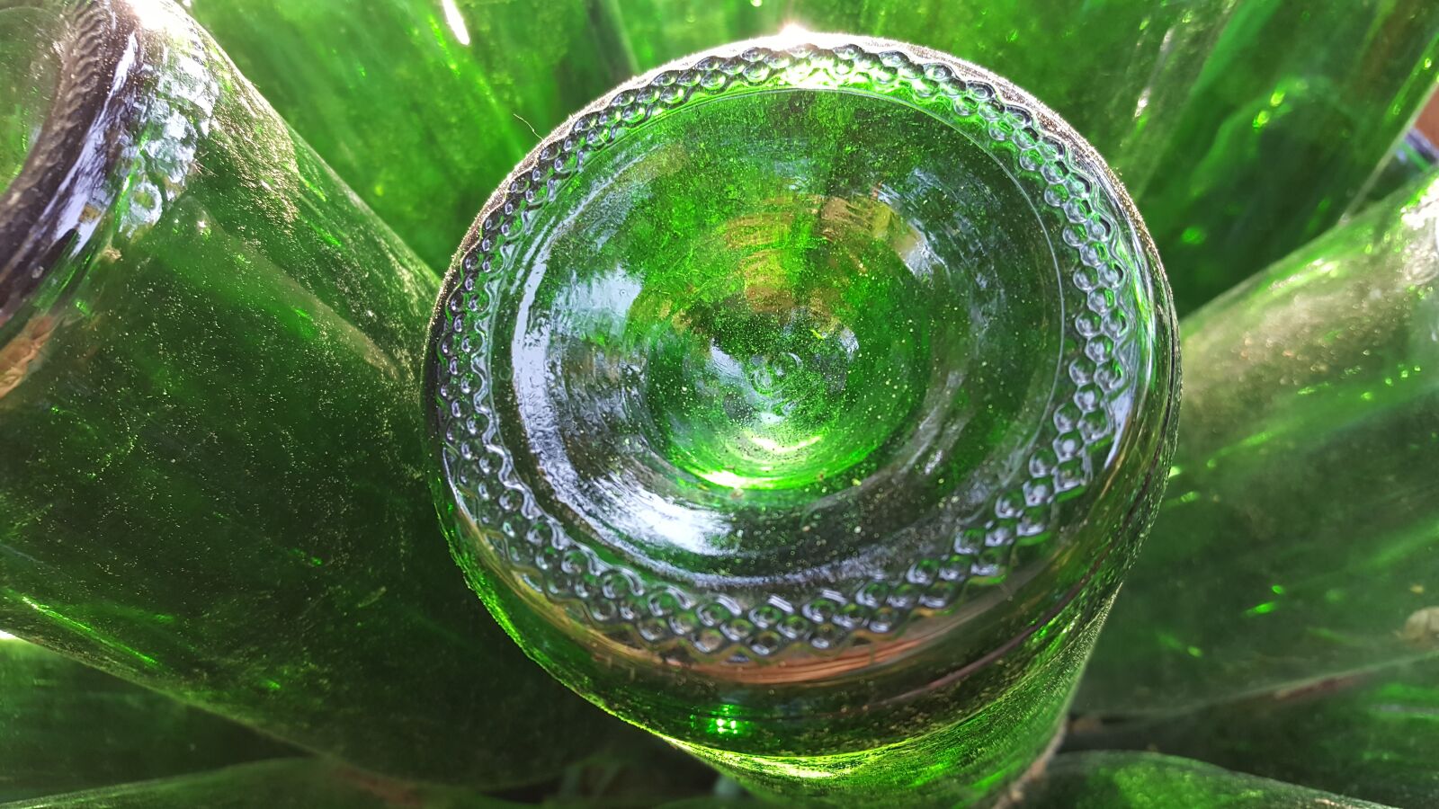 Samsung Galaxy S6 sample photo. Glass, art, bottle photography