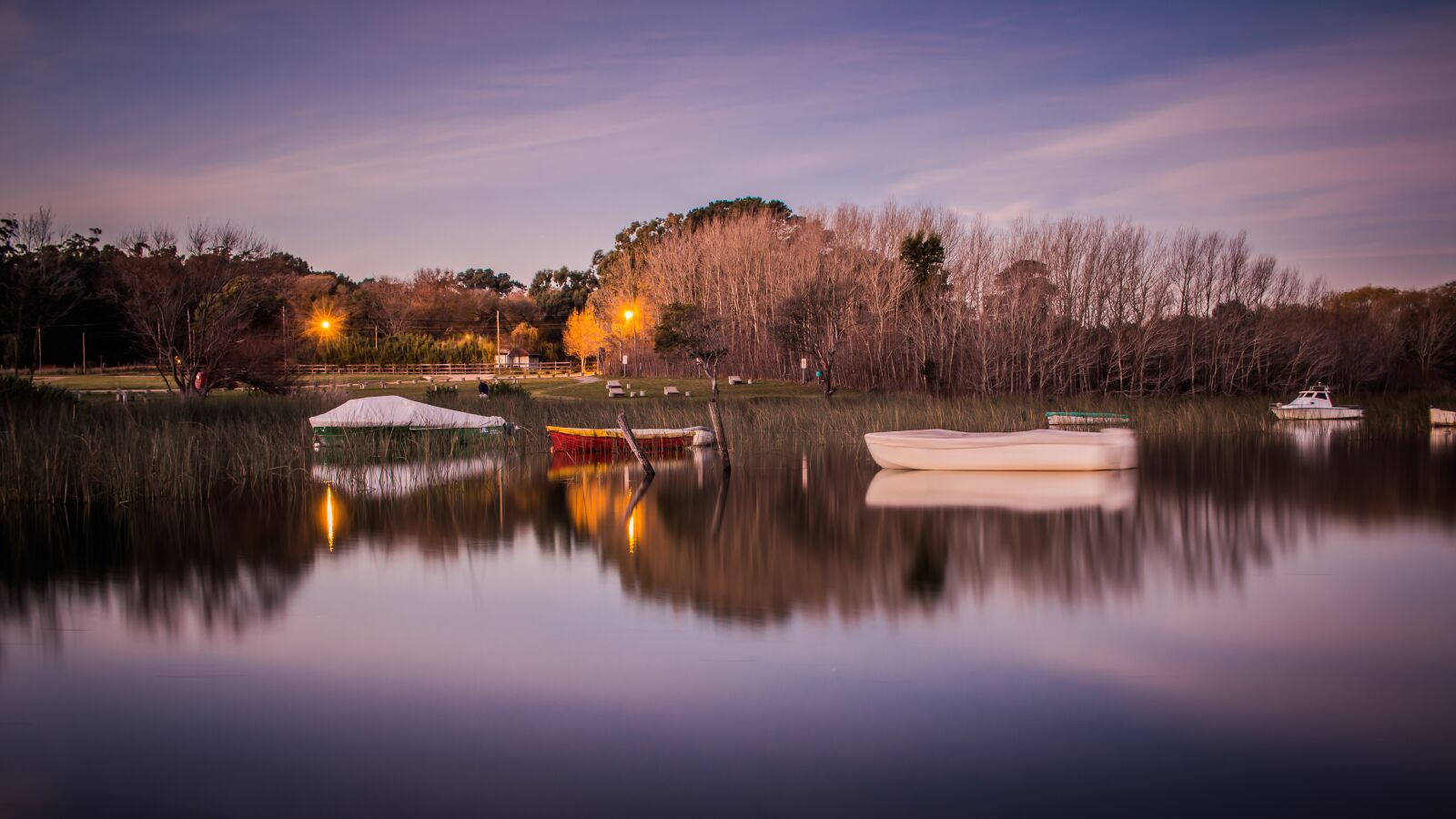 Canon EF-S 24mm F2.8 STM sample photo. Laguna la brava, laguna photography