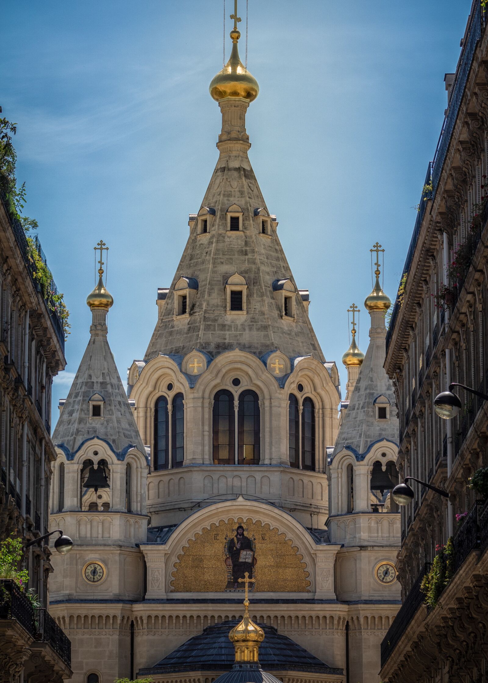 Canon EOS 4000D (EOS Rebel T100 / EOS 3000D) sample photo. Church, paris, travel photography