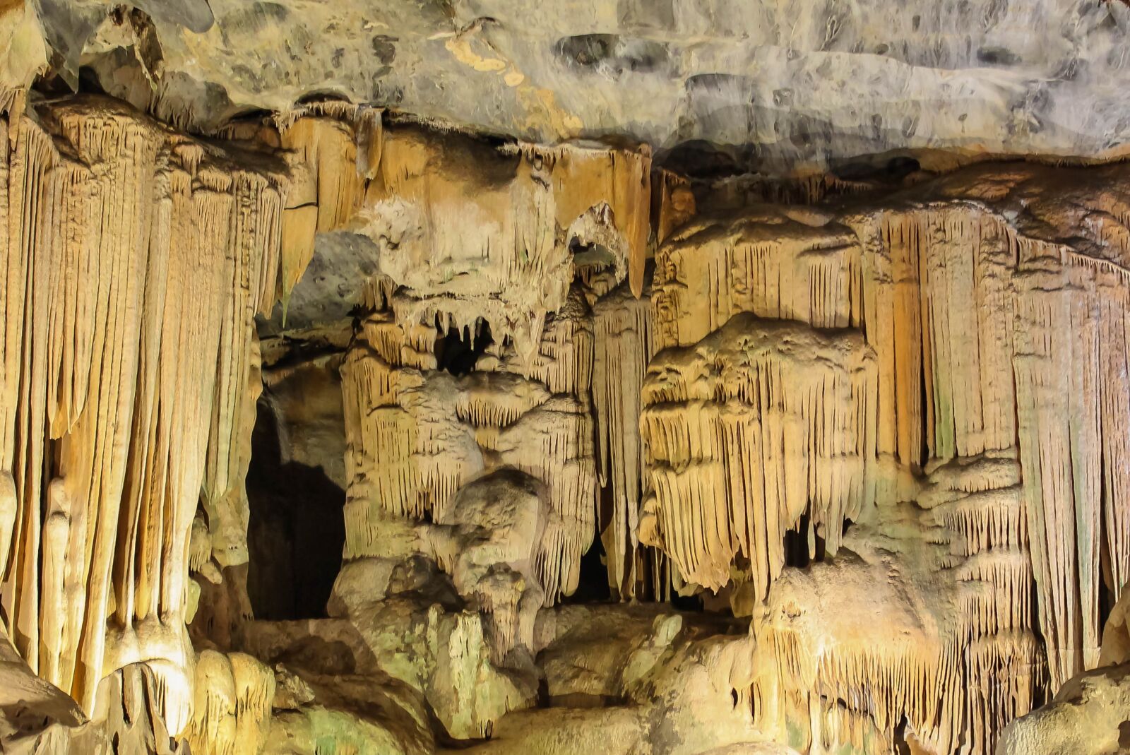 Canon EOS 600D (Rebel EOS T3i / EOS Kiss X5) sample photo. South africa, cango caves photography