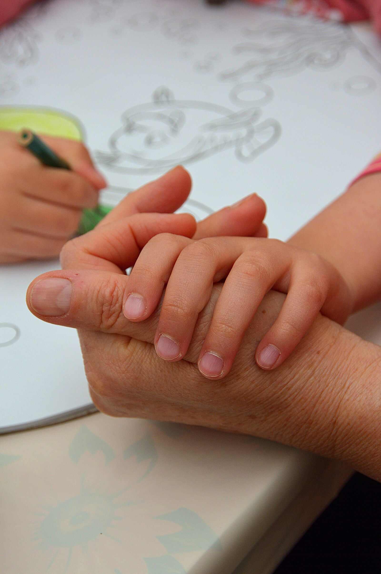Nikon D3200 sample photo. Hand, hands, child photography