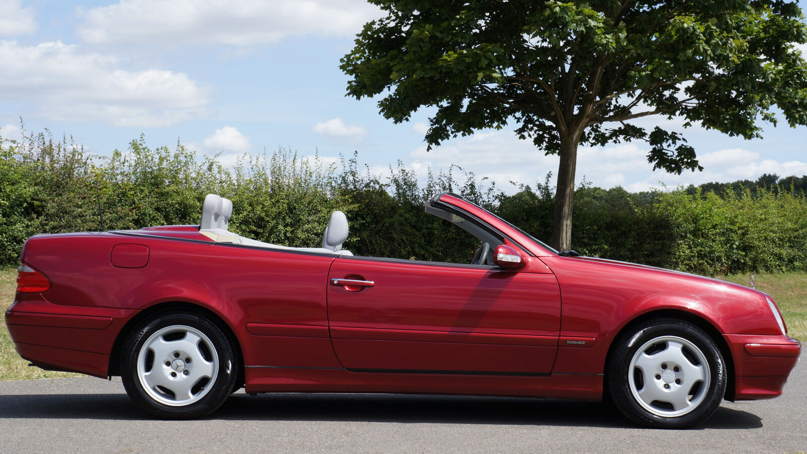 Sony Alpha NEX-5N sample photo. Alloy, automobile, car, convertible photography