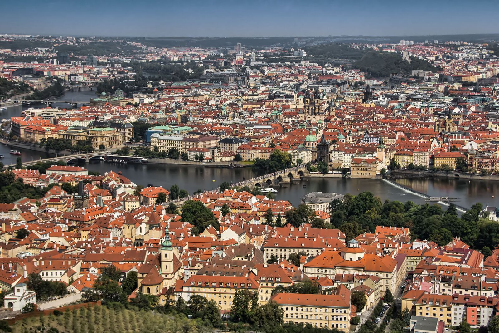 Canon EOS 600D (Rebel EOS T3i / EOS Kiss X5) sample photo. Prague, czech, hradcany photography