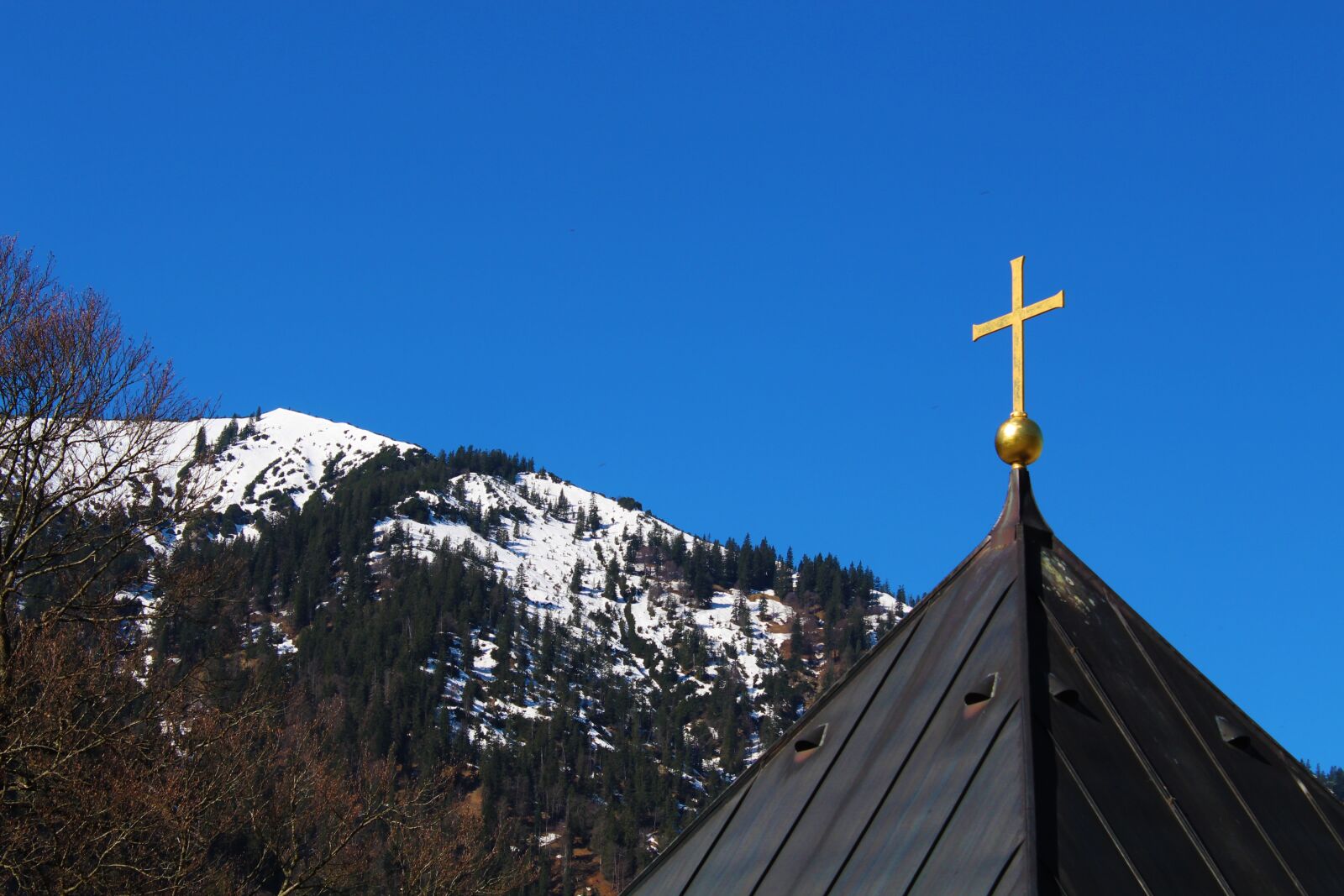 Canon EOS 1300D (EOS Rebel T6 / EOS Kiss X80) sample photo. Monastery of ettal, mountains photography