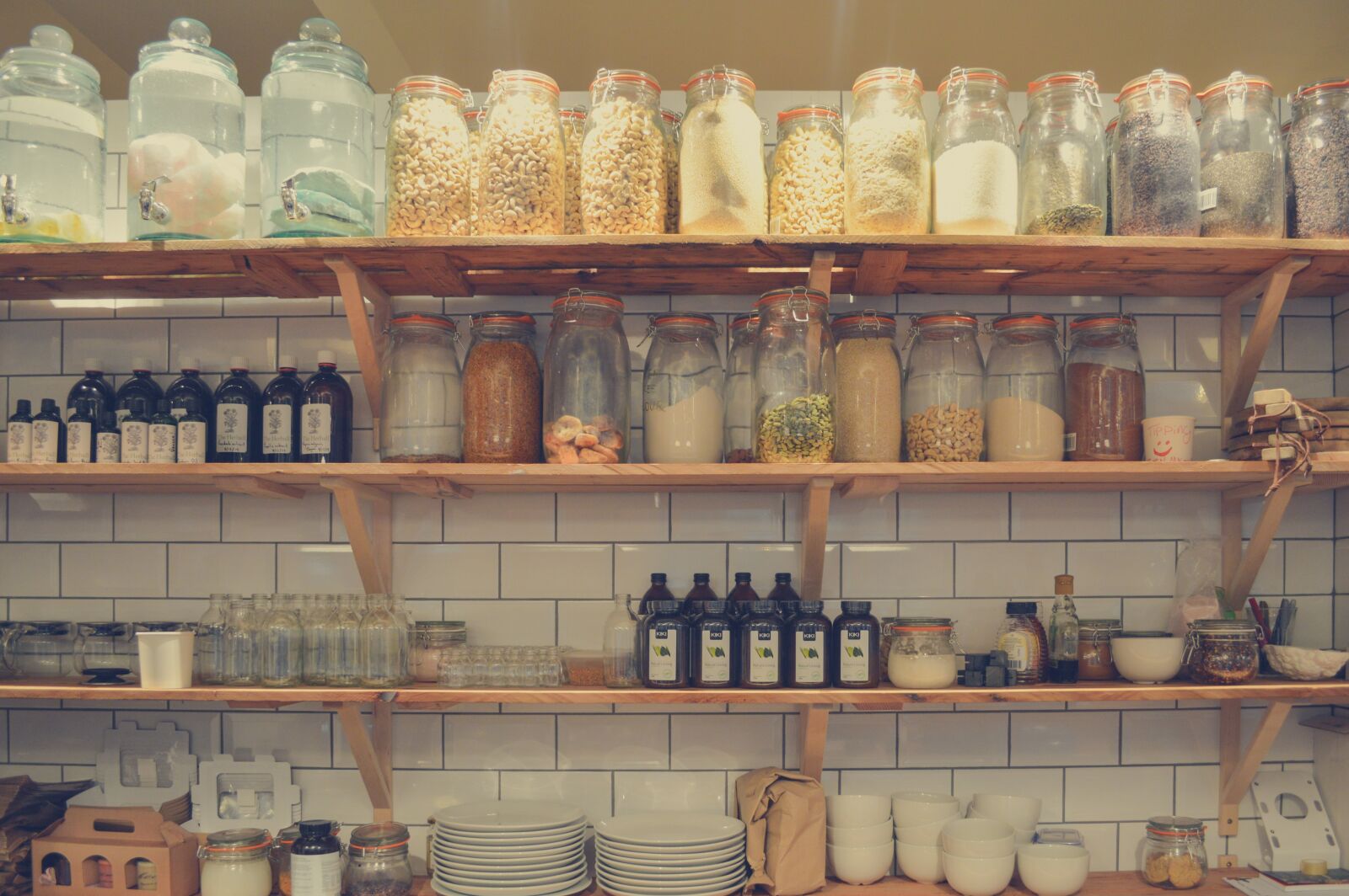 Nikon D3200 sample photo. Shelf, container, rack photography