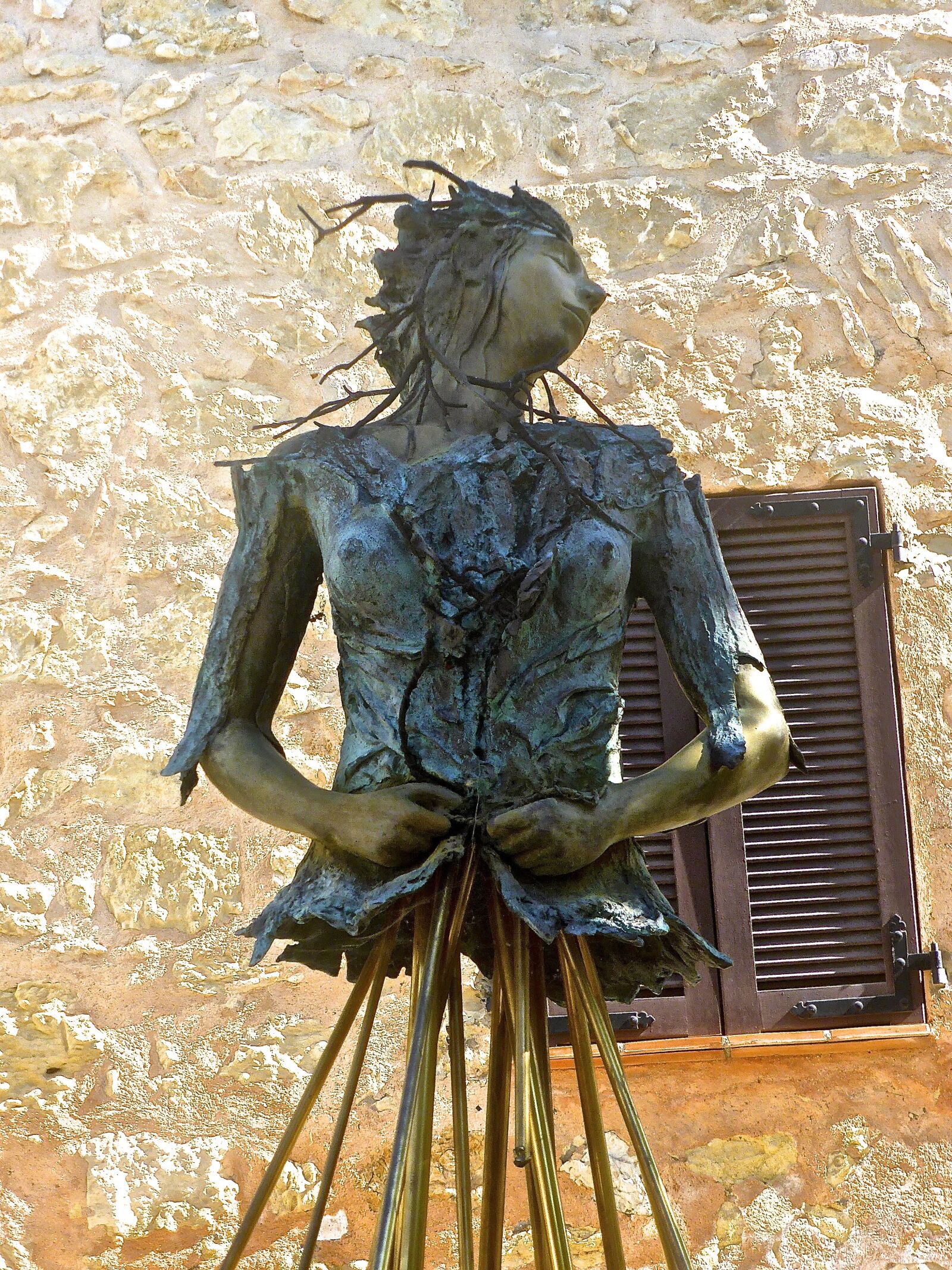 Panasonic DMC-TZ41 sample photo. Statue, metal, sculpture photography