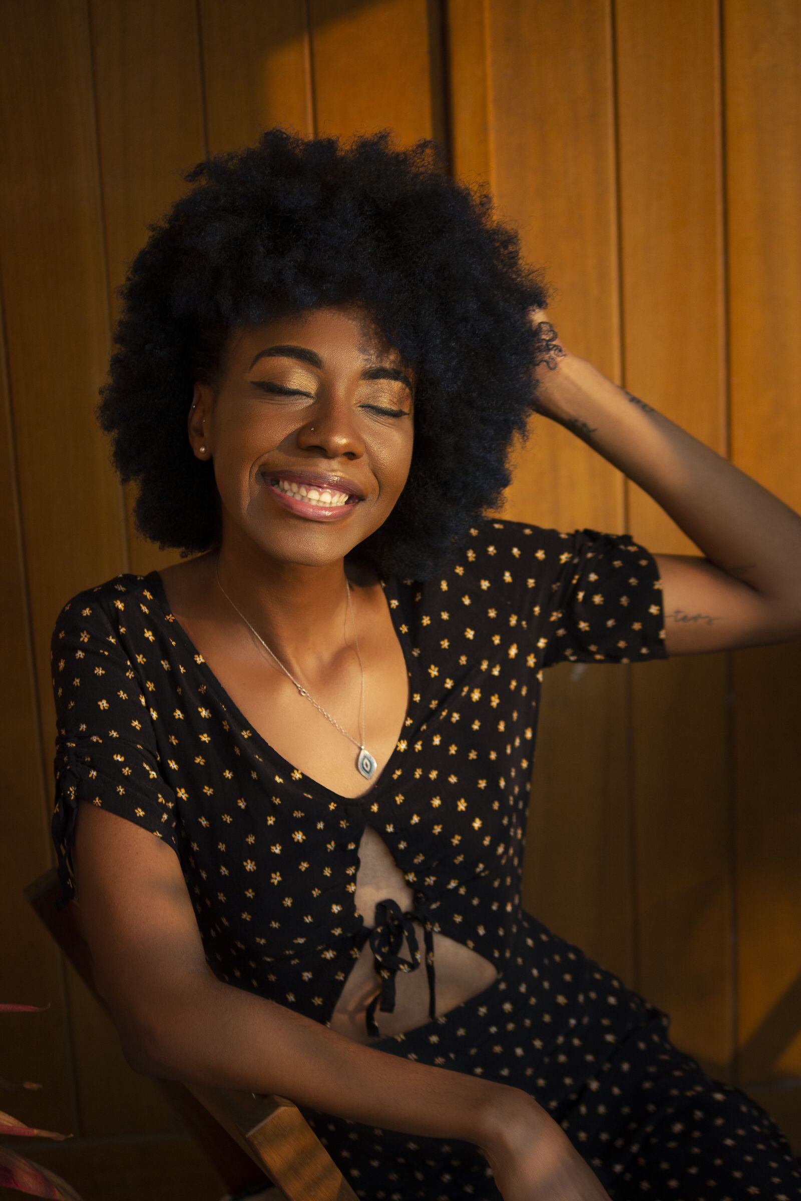 Canon EOS 600D (Rebel EOS T3i / EOS Kiss X5) sample photo. Linda, african hair, smile photography