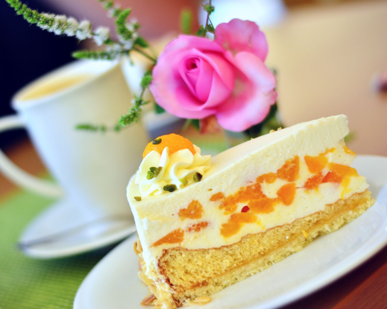 Nikon D5200 sample photo. Cake, mandarin cake, cream photography