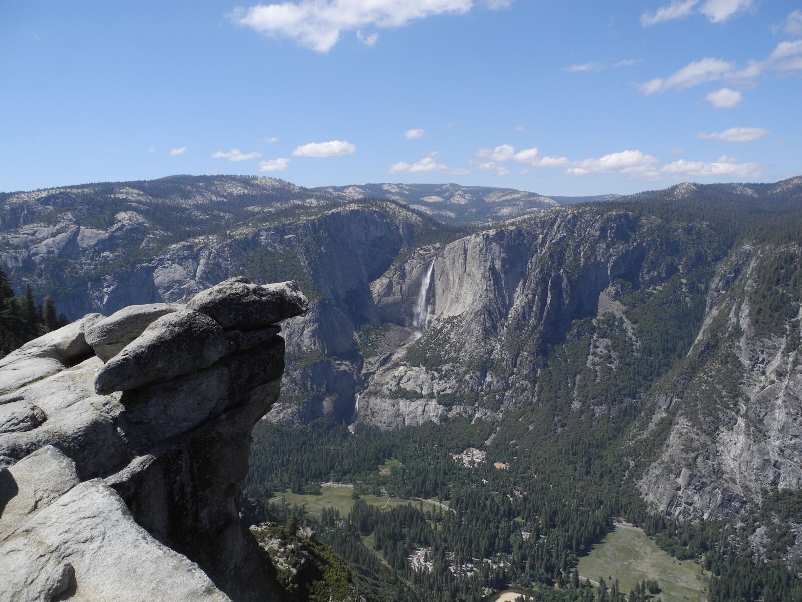 Nikon Coolpix P7000 sample photo. Yosemite, usa, park photography