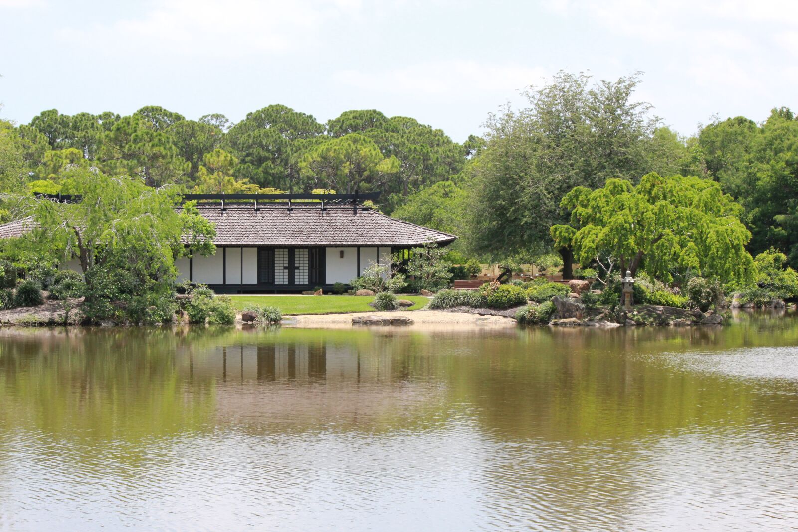 Canon EOS 550D (EOS Rebel T2i / EOS Kiss X4) sample photo. Japanese house, japanese dwelling photography