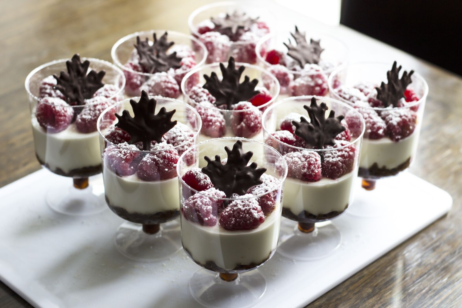 Canon EOS 600D (Rebel EOS T3i / EOS Kiss X5) + Canon EF 50mm F1.8 II sample photo. Dessert, canada, day photography
